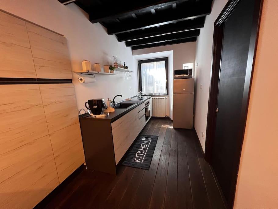 Lu.Ni. Guesthouse Roma Buitenkant foto